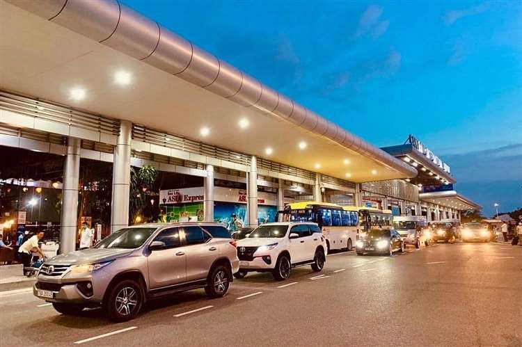 xe sân bay Cam Ranh về Nha Trang