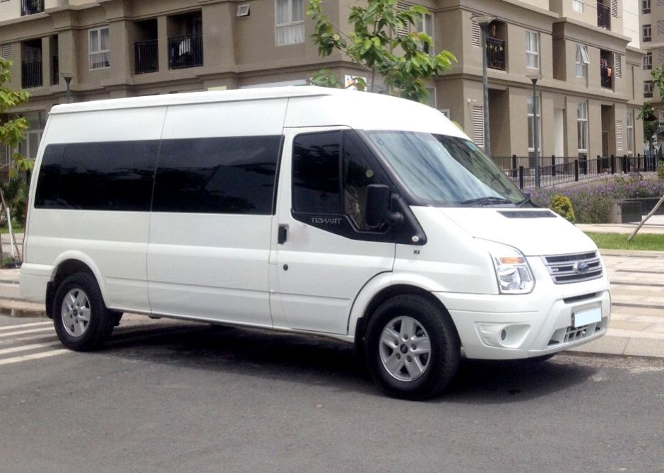 Giá thuê xe du lịch 16 chỗ tại Đà Nẵng