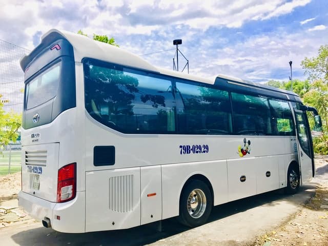 Giá thuê xe 35 chỗ Nha Trang