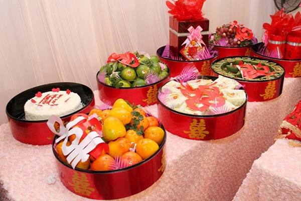 mam qua dam cuoi mien tay