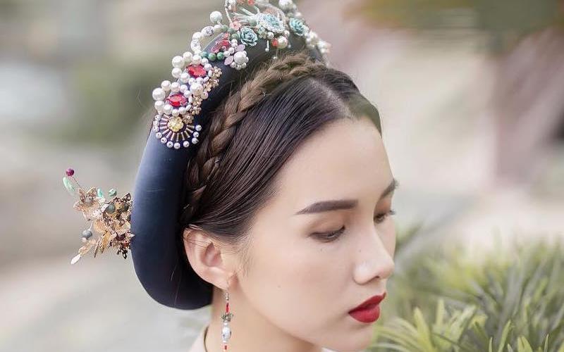 các kiểu tóc cô dâu ngày ăn hỏi