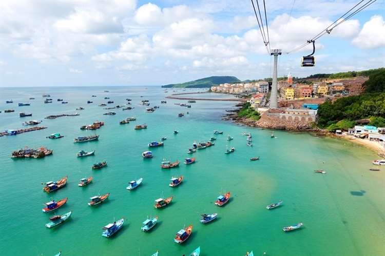 Thuê xe ô tô tự lái ở Phú Quốc